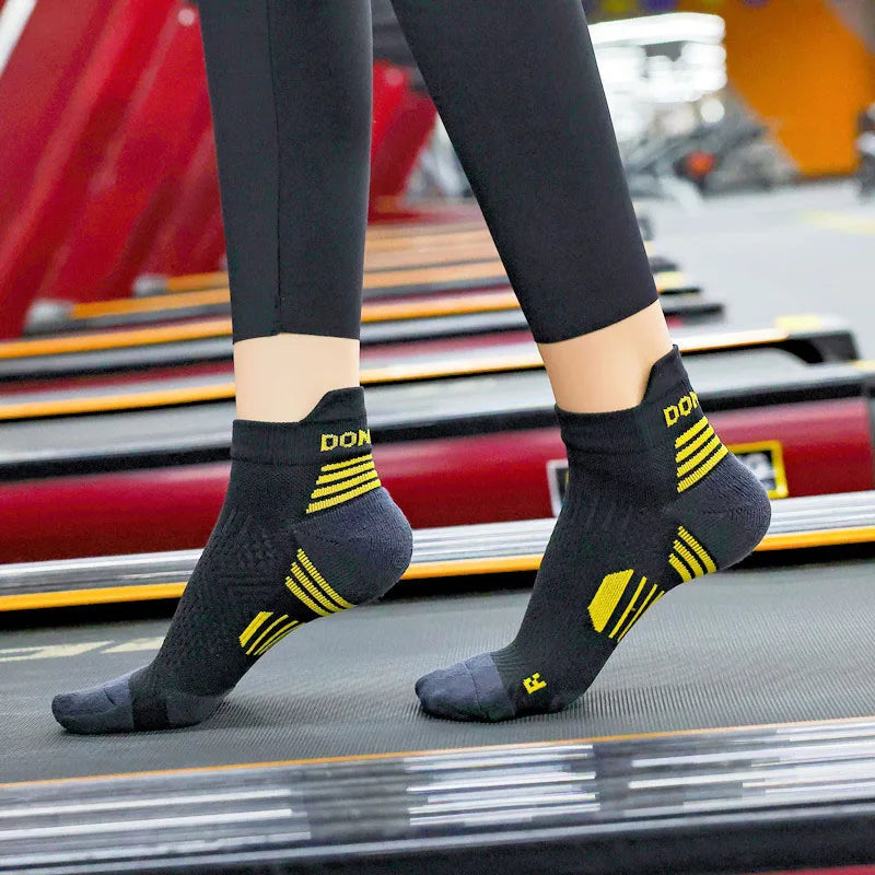 High Performance Marathon Running Sock Men Women Sports Fitness Cushioned and Nanotechnology